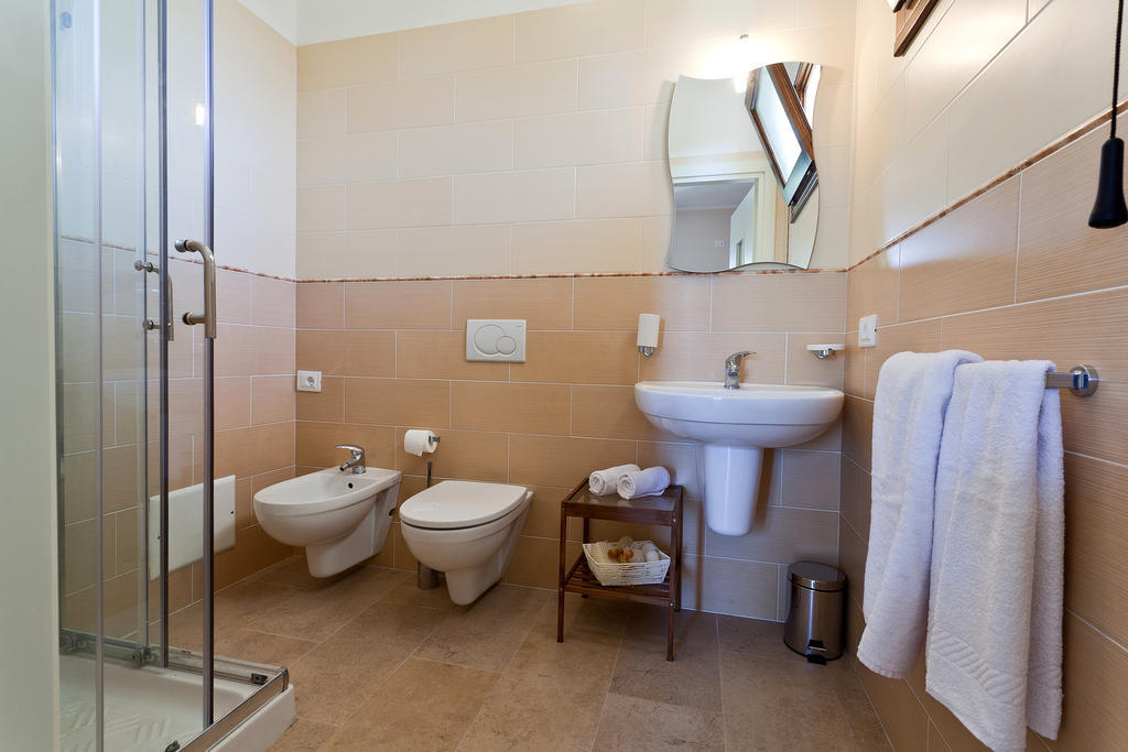 Hotel La Campana Casarano Habitación foto